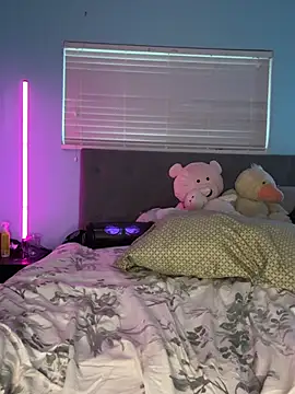 daniella_monroe's Webcam Show