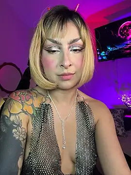 Cinamoonn Chat XXX live