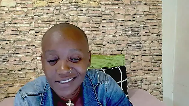 EbonyOlive69's Live XXX Chat