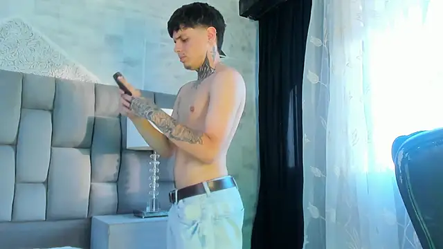 Declan-Fox 在線直播表演