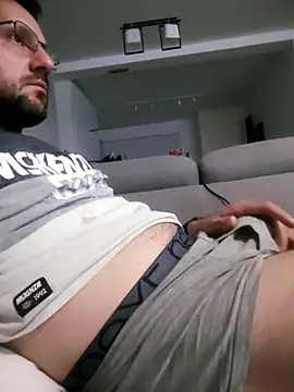 defaktor 在線直播表演