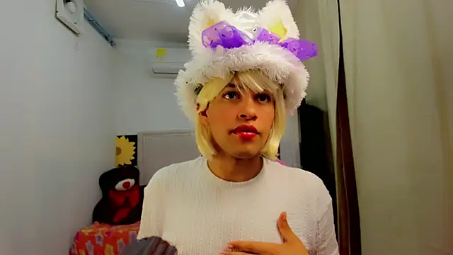 XXX chat uživo modela Top_and_bottom