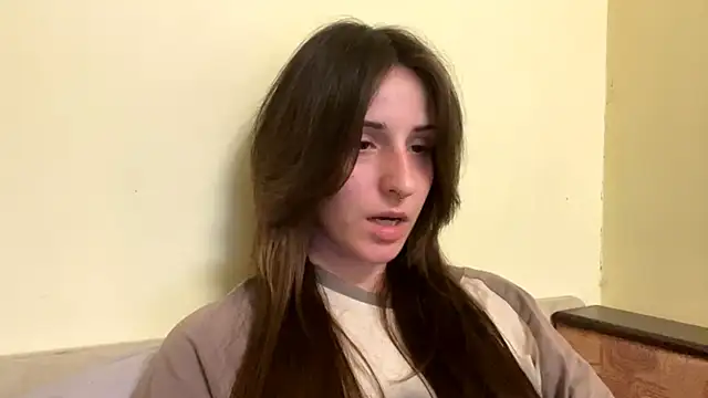 sakuraabloom7 Adlı Modelin Canlı XXX Sohbeti