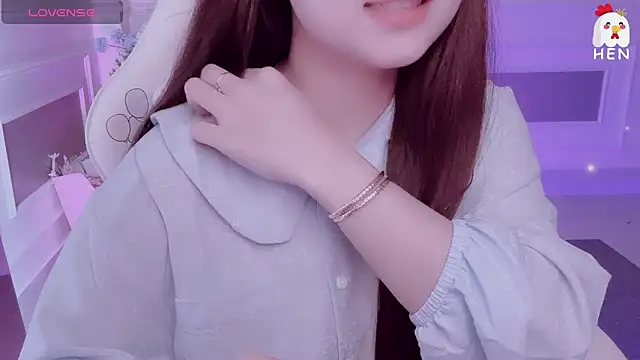 Hen-1m52 Show Webcam