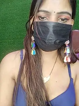 Chat XXX en directo de CUTI-NAINA