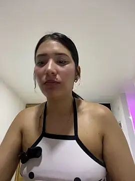 Chat XXX en directo de IsabellaJoness_