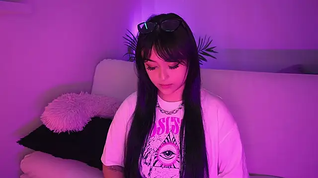 Gloomydoll Live XXX-chat