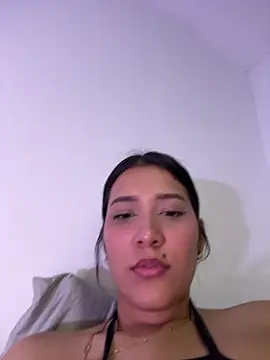 IsabellaJoness_'s Live XXX Chat