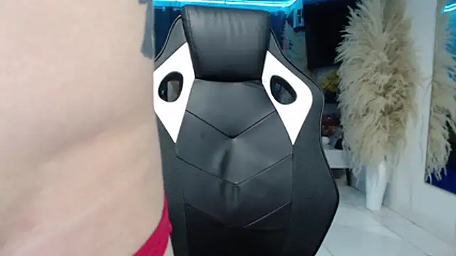 Angel_bran Chat XXX in diretta