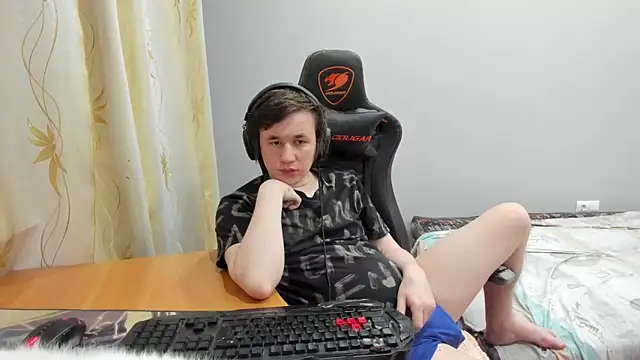 Вебкам-шоу iliaskrislove