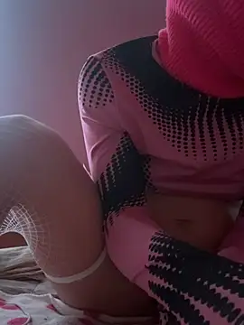 Mayashow_ লাইভ XXX চ্যাট