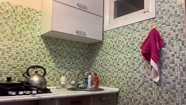 Chat +18 de KikiAmino ao vivo