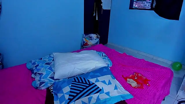 AngelaCoffee Adlı Modelin Canlı XXX Sohbeti