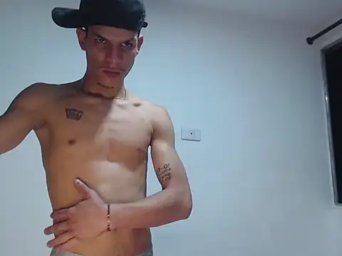 ethanchamo webkamerás műsora