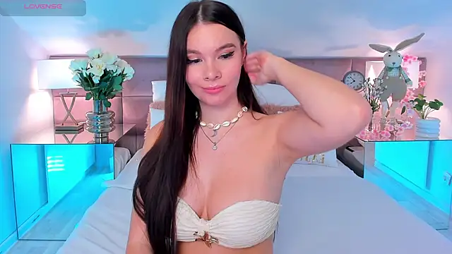 MiaMuse Adlı Modelin Canlı XXX Sohbeti