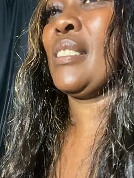 Chat XXX en directo de Cardiebae89