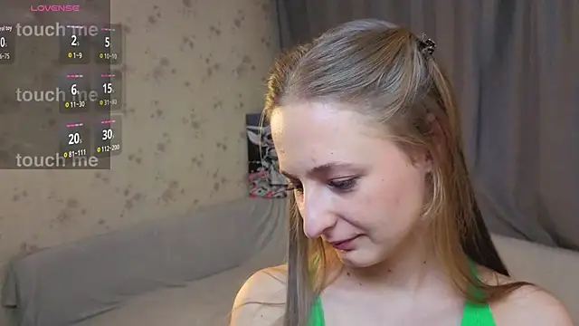 Lainaevadita 现场XXX聊天