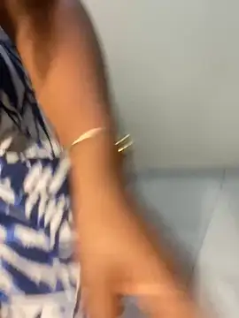 Cardiebae89 现场XXX聊天