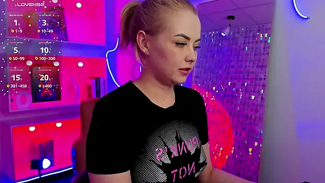 StephanieSweetyn Live XXX chat