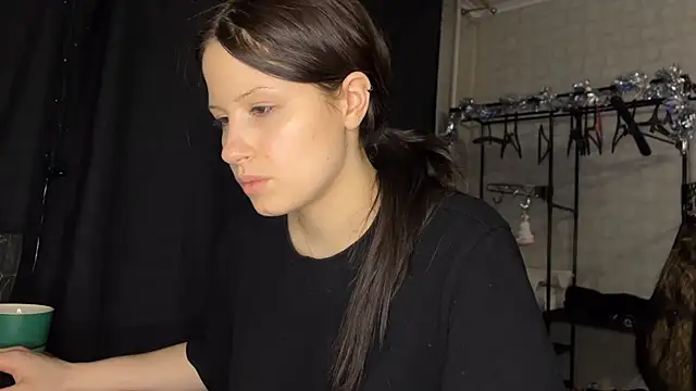 AnnyLadger Webcam Show