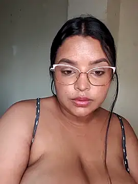 Albanis1 Chat XXX live