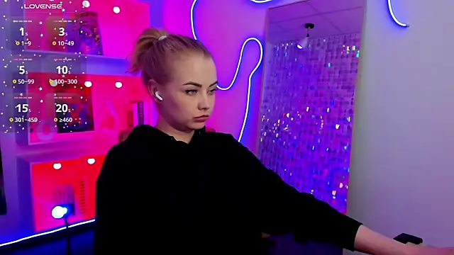 StephanieSweetyn Live XXX chat