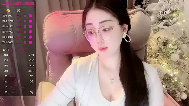 Monica-666888-'s Webcam Show