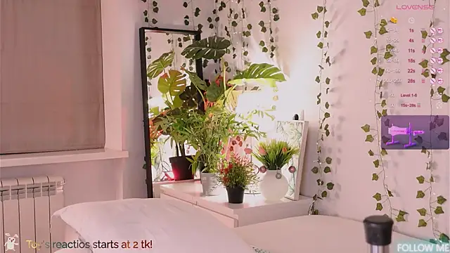 CarlyMilton élő XXX-chatje