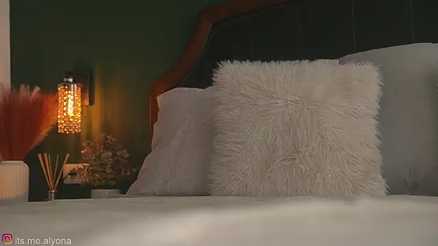 Alyonaqueen_ – Naživo XXX chat