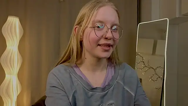 AlicaCohill Webcam Show