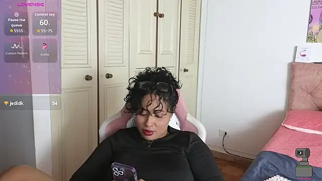 Czat XXX na żywo – Valery__lovex