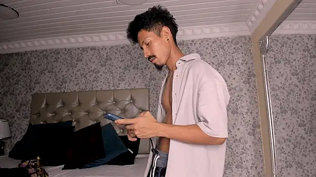 عرض كام NoaahTylor