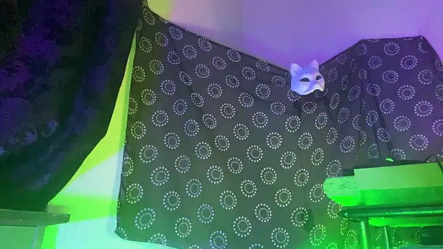 Guyst049 Chat XXX live