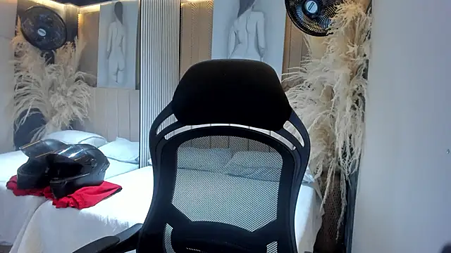 แชท XXX สดของ AnnyThompson_