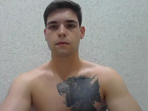 Zure-xxx: вебкам-шоу