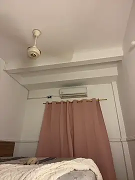 Nhefertary Chat XXX in diretta