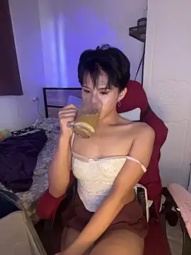 Luxxara 网络视讯表演