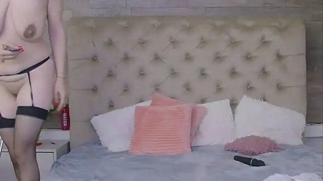 Chat +18 de AvaCherry ao vivo