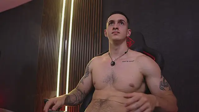 JacksonOlsennのウェブカメラショー