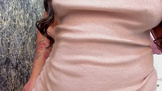 Chat +18 de Karina_Andrade ao vivo