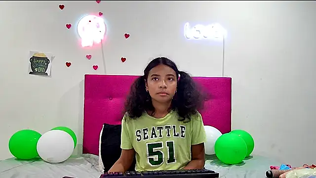 Chat XXX Live Ellie_Cute7