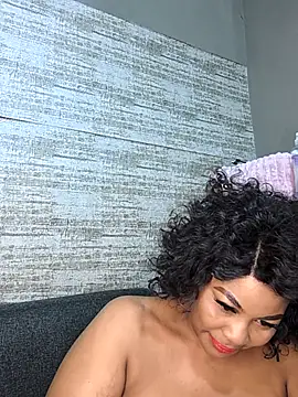 Chat XXX en directo de ExclusiveLeexx