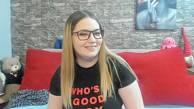 kalindahot Adlı Modelin Canlı XXX Sohbeti