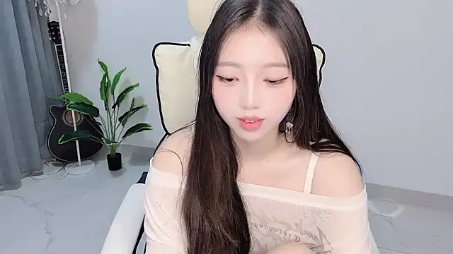 Yukiy8877のライブXXXチャット