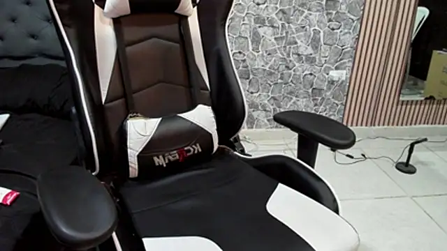 chriss_jones1 웹캠 쇼