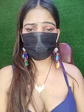 CUTI-NAINA 即時 XXX 聊天