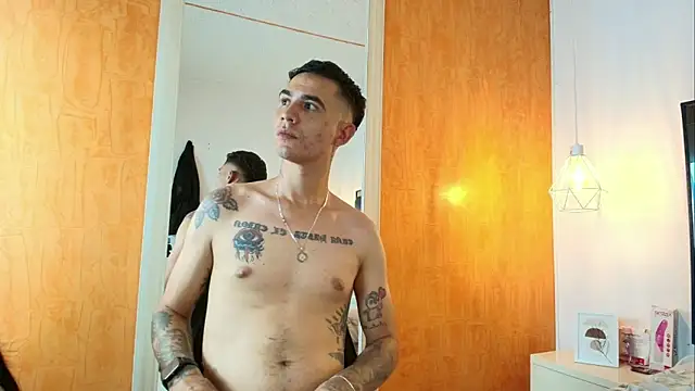 Irina_and_Max live XXX chat