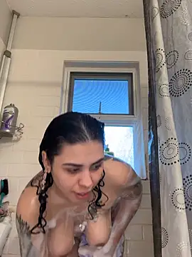 daniella_monroe's Webcam Show