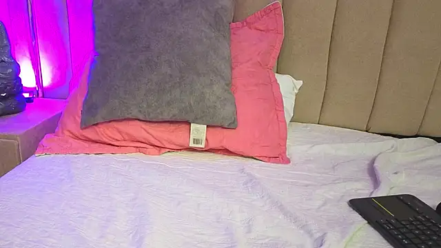 Esmeralda_Candy: онлайн-секс-чат