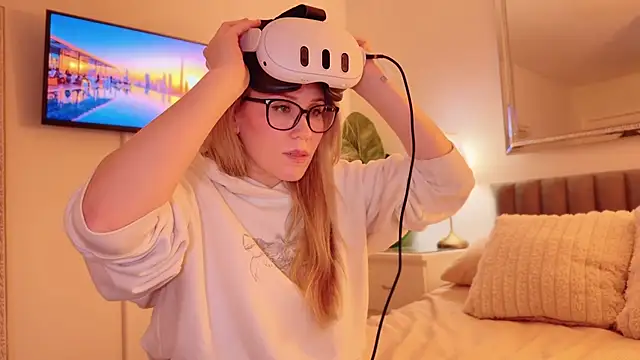 Myassistant live XXX chat